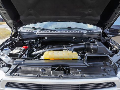 Used 2019 Ford F150 Limited image 14