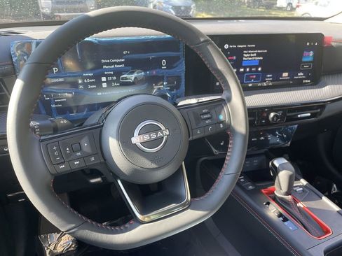 New 2026 Nissan Kicks SR w/ Cold Weather Package AWD/4WD image 18