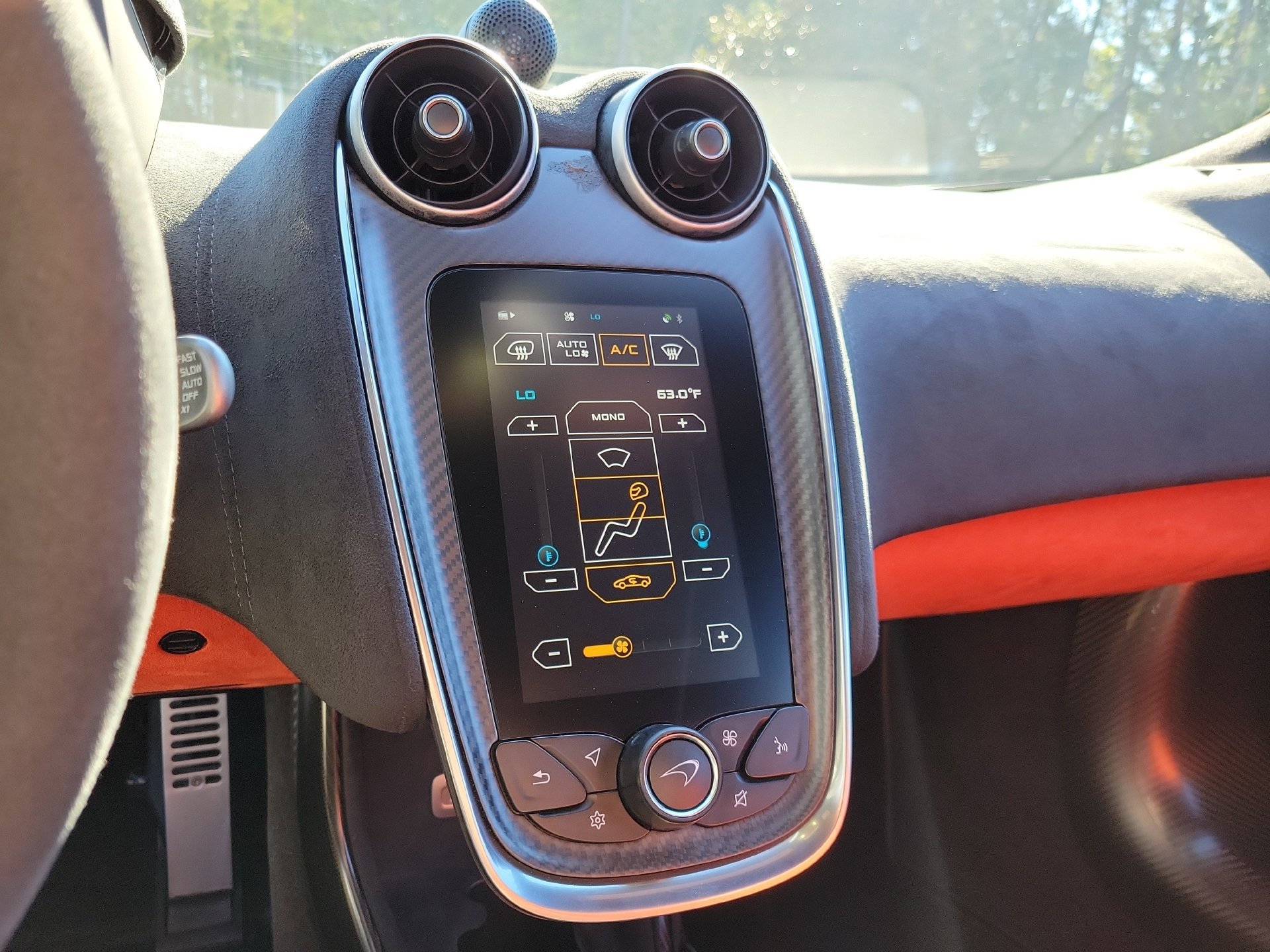 Used 2019 McLaren 600LT RWD image 23