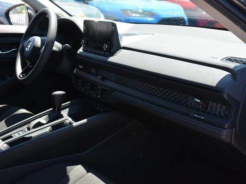 Used 2024 Honda Accord EX image 21