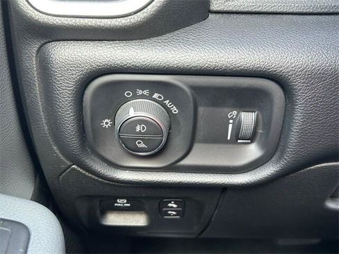 Certified 2020 RAM 1500 Big Horn AWD/4WD image 22