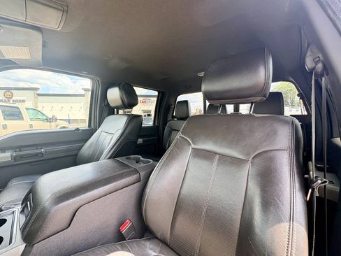Used 2014 Ford F250 Lariat w/ Lariat Interior Package AWD/4WD image 11