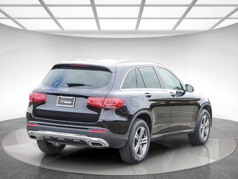 Certified 2022 Mercedes-Benz GLC 300 4MATIC image 4