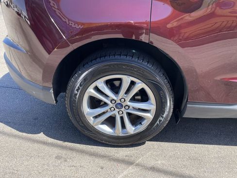 Used 2018 Ford Edge SEL w/ Equipment Group 201A AWD/4WD image 12