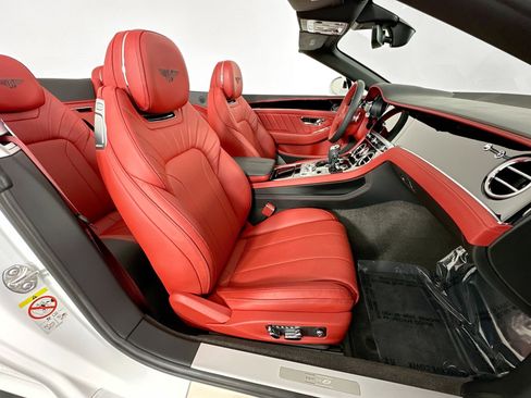 Certified 2024 Bentley Continental GT image 26