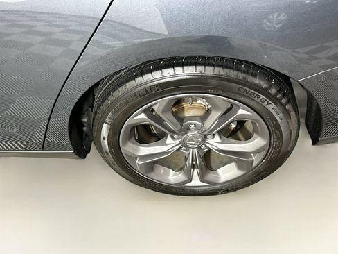 Used 2023 Honda Accord EX image 5