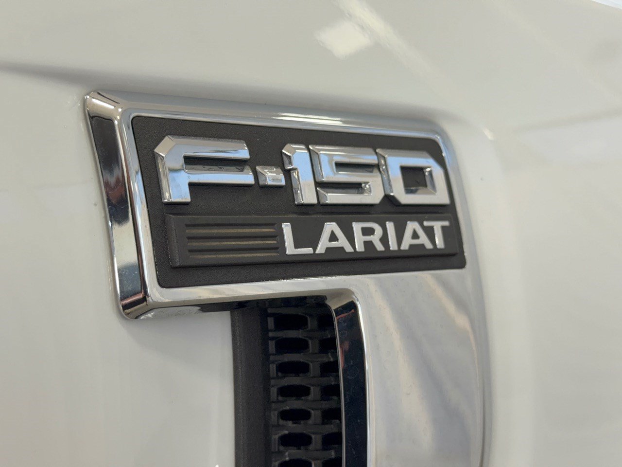 Used 2023 Ford F150 Lariat w/ Equipment Group 502A High AWD/4WD image 31