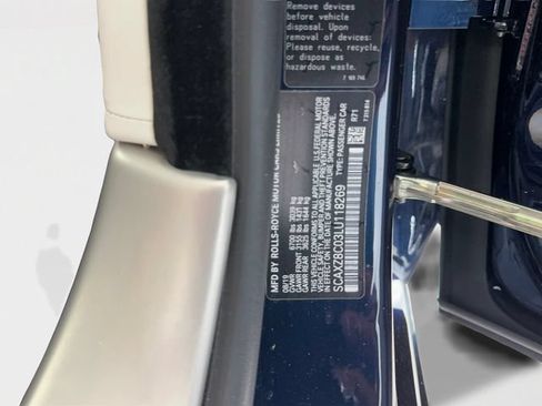 Used 2020 Rolls-Royce Dawn RWD image 24