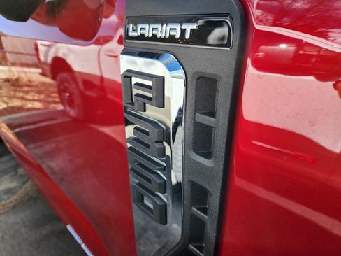 New 2025 Ford F350 Lariat w/ FX4 Off-Road Package AWD/4WD image 26