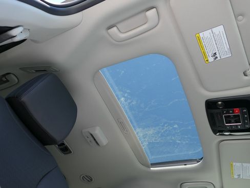 New 2025 Kia Carnival SX Prestige image 29