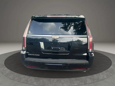 Used 2015 Cadillac Escalade ESV Luxury AWD/4WD image 10