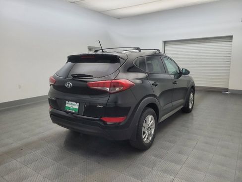 Used 2017 Hyundai Tucson SE AWD/4WD image 9