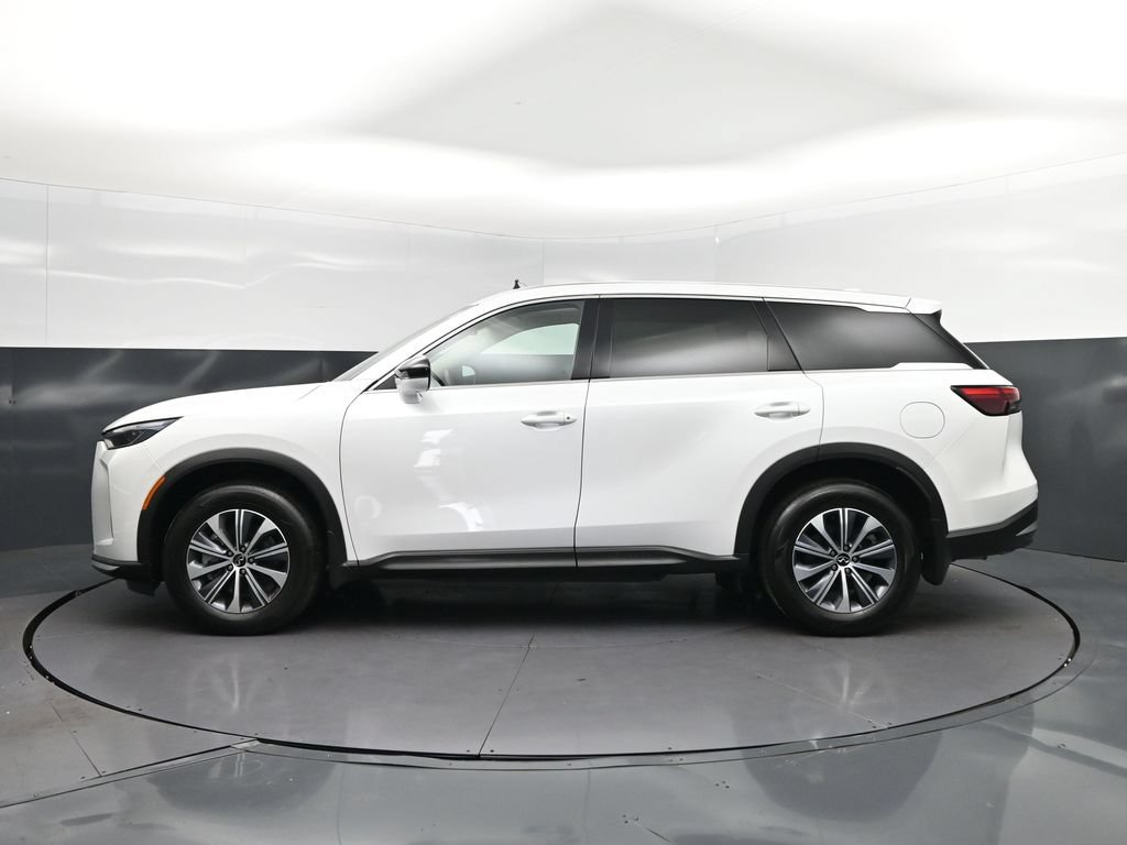 Used 2026 INFINITI QX60 Pure w/ Cargo Package FWD image 4