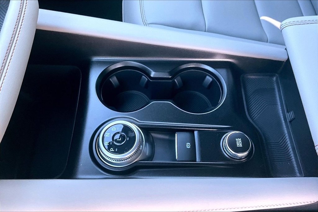 New 2027 Ford Explorer Active w/ Active Comfort Package RWD image 8