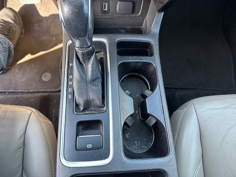 Used 2019 Ford Escape Titanium image 15