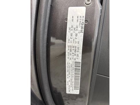 Used 2018 Chrysler Pacifica Touring Plus w/ S Appearance Package FWD image 26