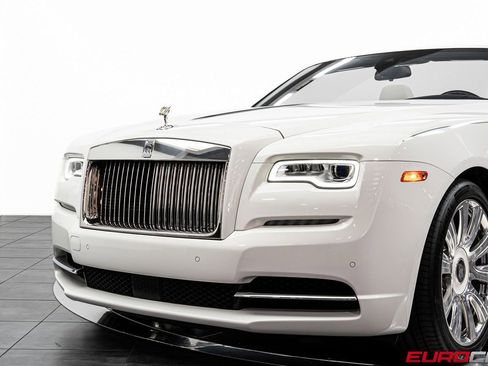 Used 2016 Rolls-Royce Dawn image 15