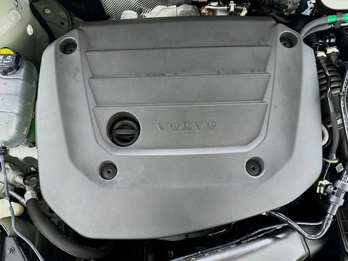 Used 2023 Volvo XC40 B5 Ultimate AWD/4WD image 29