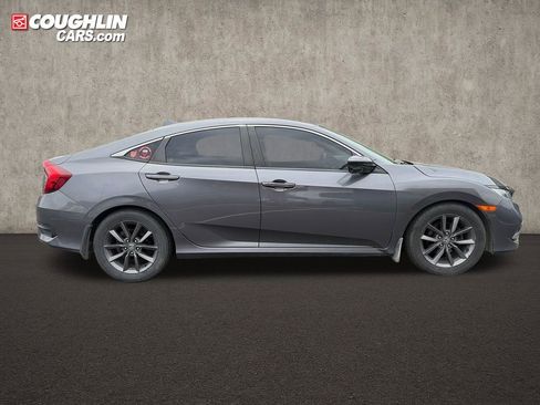 Used 2019 Honda Civic EX image 8