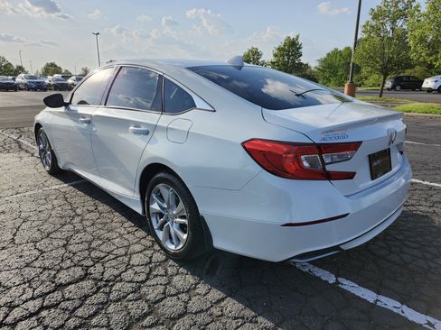Used 2018 Honda Accord LX image 13