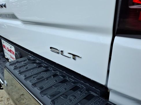 New 2026 GMC Sierra 1500 SLT w/ SLT Premium Plus Package AWD/4WD image 11