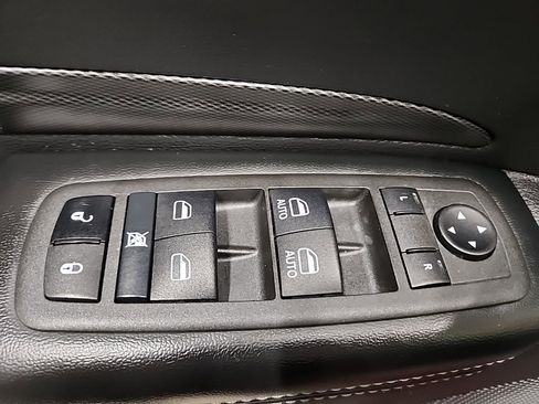 Used 2022 Dodge Durango GT image 40