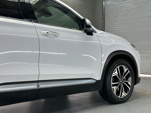 Used 2019 Hyundai Santa Fe Limited FWD image 9