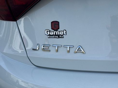 Used 2023 Volkswagen Jetta Sport image 34