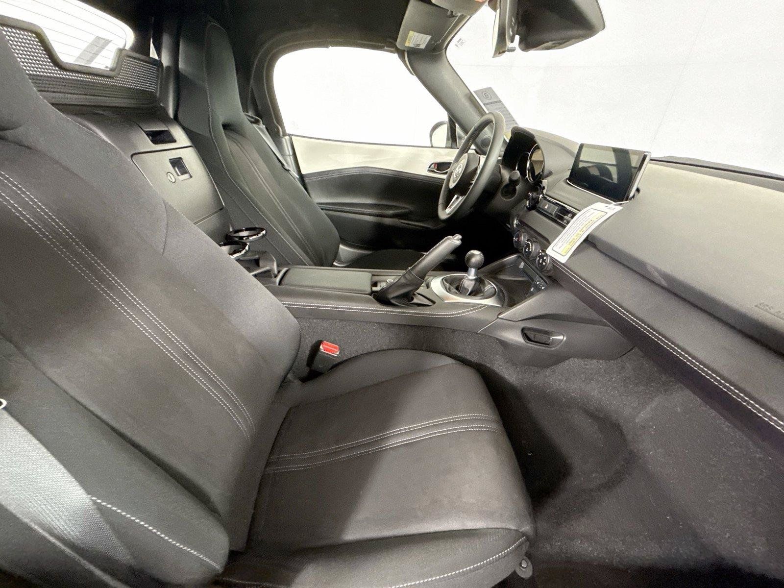 New 2026 MAZDA MX-5 Miata Club w/ Interior Package RWD image 39