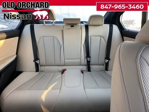 Used 2023 BMW 330e xDrive w/ M Sport Package image 15