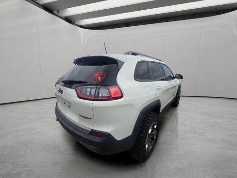 Used 2019 Jeep Cherokee Trailhawk w/ Cold Weather Group image 7