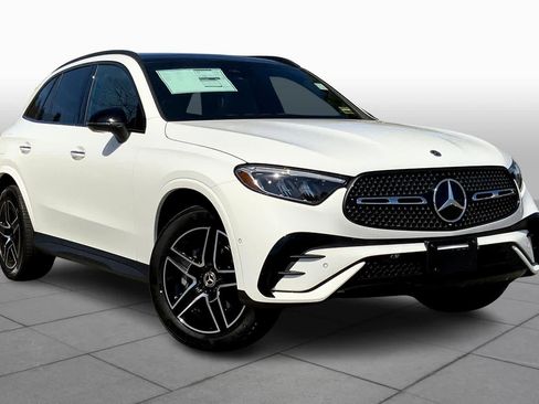 Certified 2025 Mercedes-Benz GLC 300 4MATIC image 2