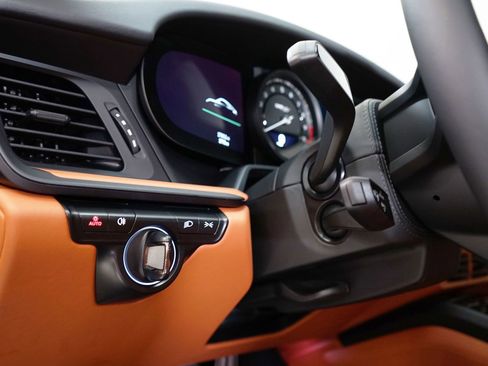 Used 2024 Porsche 911 GT3 RS image 18