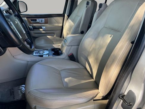 Used 2016 Land Rover LR4 HSE LUX image 25