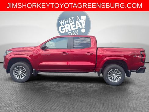 Used 2024 Chevrolet Colorado LT w/ LT Convenience Package AWD/4WD image 7