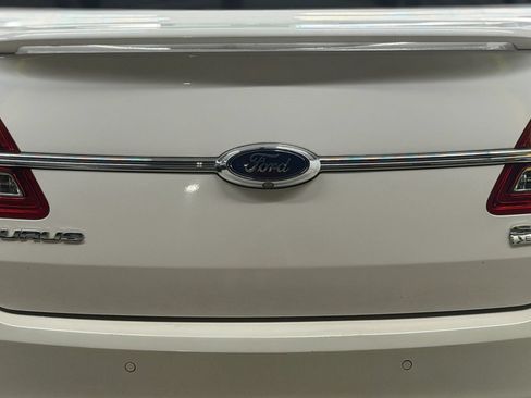Used 2014 Ford Taurus SHO w/ Equipment Group 401A AWD/4WD image 11