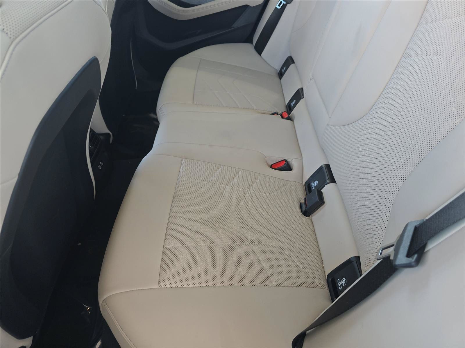 Certified 2026 BMW 228i w/ Technology Package FWD image 9