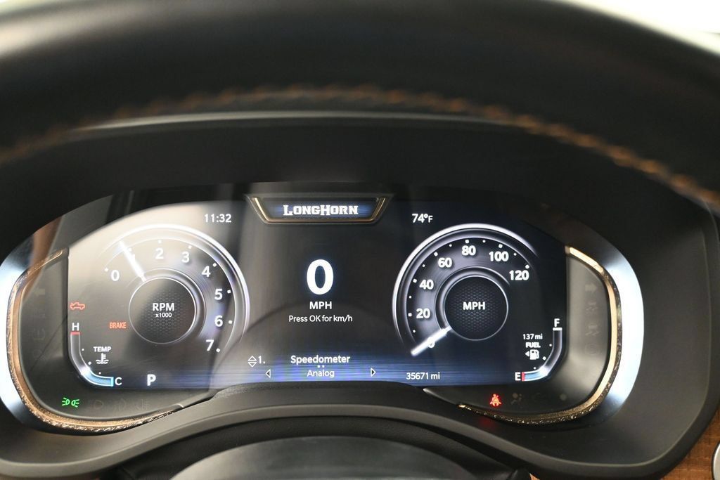 Used 2023 RAM 1500 Limited AWD/4WD image 17