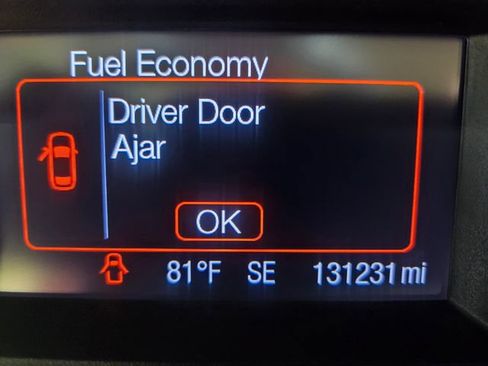 Used 2013 Ford Fusion SE FWD image 10