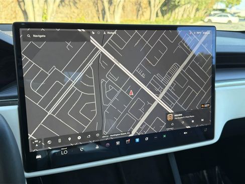 Used 2023 Tesla Model S Plaid image 14