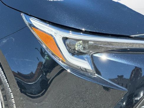 Used 2023 Toyota Corolla LE w/ Carpet Mat Package (TMS) FWD image 11