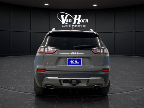 Used 2019 Jeep Cherokee Limited w/ Technology Group AWD/4WD image 4