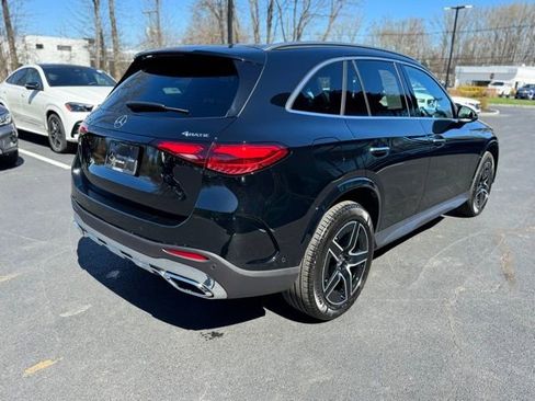 Used 2026 Mercedes-Benz GLC 300 4MATIC image 3