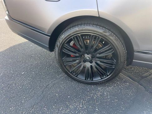 Used 2021 Land Rover Range Rover P525 Westminster Edition image 9