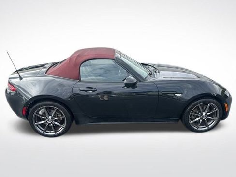 Used 2018 MAZDA MX-5 Miata Grand Touring image 7