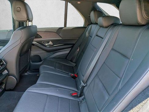 Used 2025 Mercedes-Benz GLE 450e 4MATIC image 16