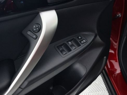 Used 2025 Mitsubishi Eclipse Cross ES image 14