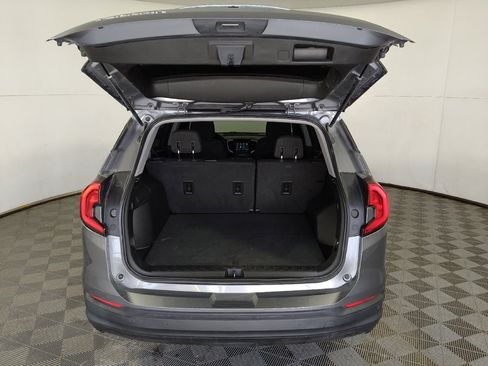 Used 2018 GMC Terrain SLE w/ Driver Convenience Package FWD image 29