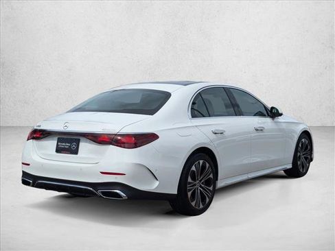 New 2025 Mercedes-Benz E 350 4MATIC Sedan image 2