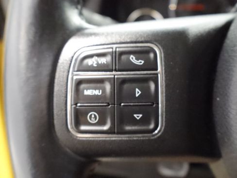 Used 2015 Jeep Wrangler Rubicon w/ Power Convenience Group AWD/4WD image 15